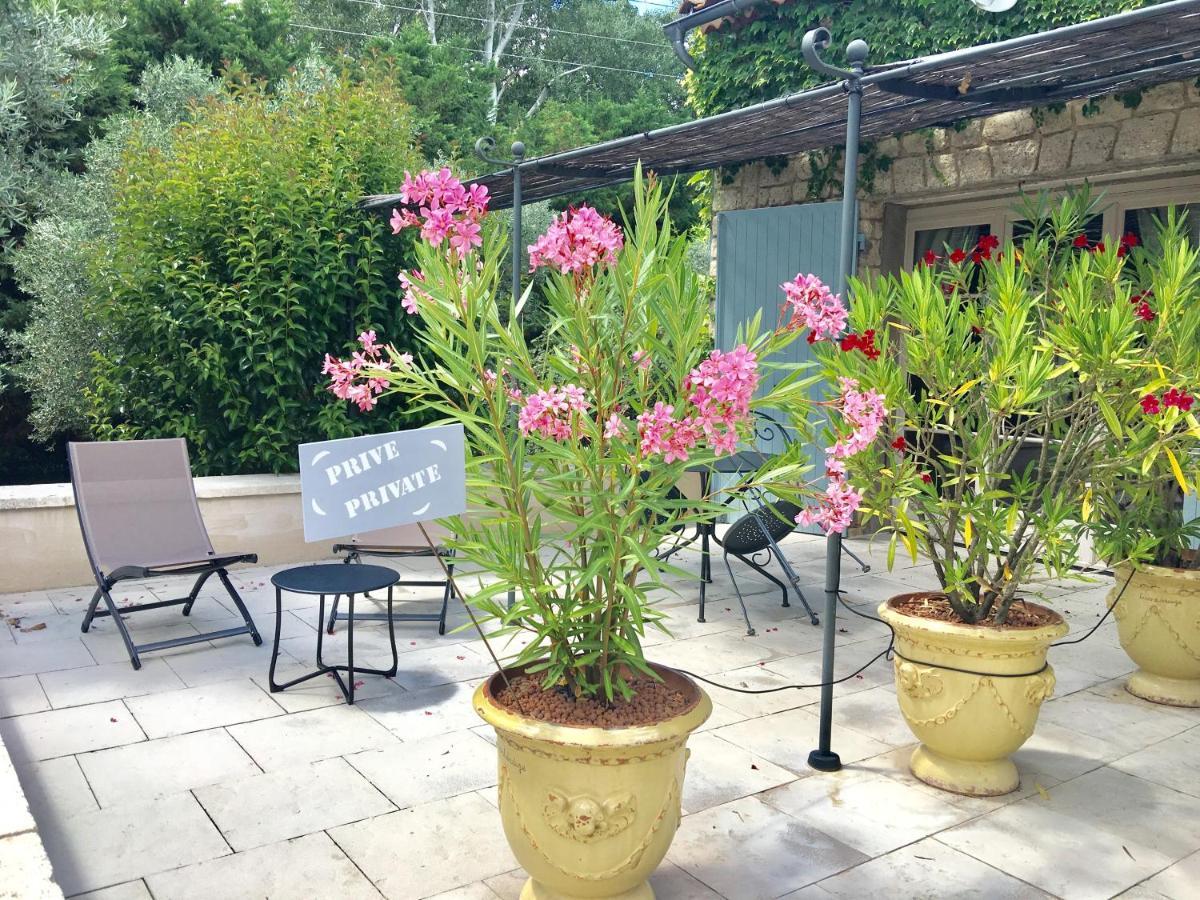 La Bastide Des Anges Otel Avinyon Dış mekan fotoğraf